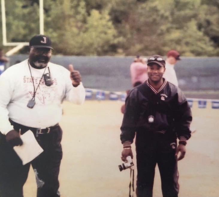 Coach SWERV M.Ed. R.A.A (@angryhalfmiler) on Twitter photo Good Sunday
The Man, The Myth and The Legend 
#409 💪🏽 Good Sunday
The Man, The Myth and The Legend 
#409 💪🏽