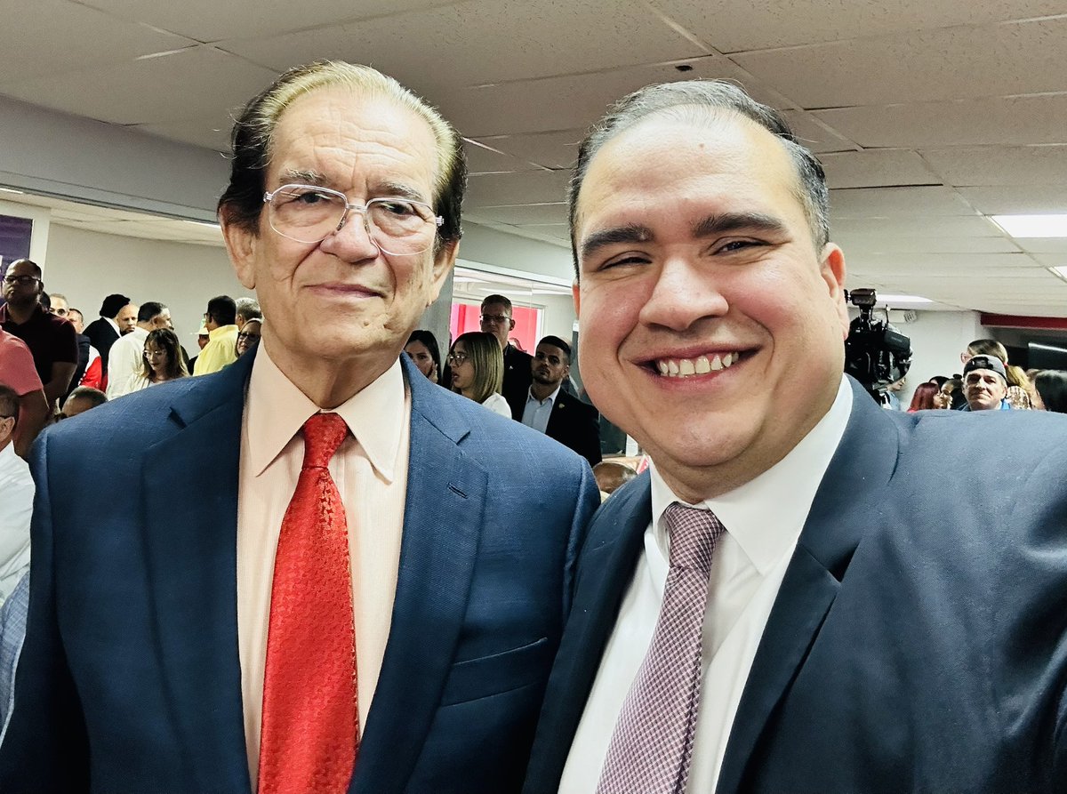 Rep_RamonTorres's tweet image. Con tristeza despido a Rony Jarabo, figura clave en nuestra historia legislativa.
Conversar con él cuando decidí aspirar a la @CamaraConPR marcó mi camino político.
Mis condolencias a su familia.
Descansa en paz. 🕊️
@ppdpr