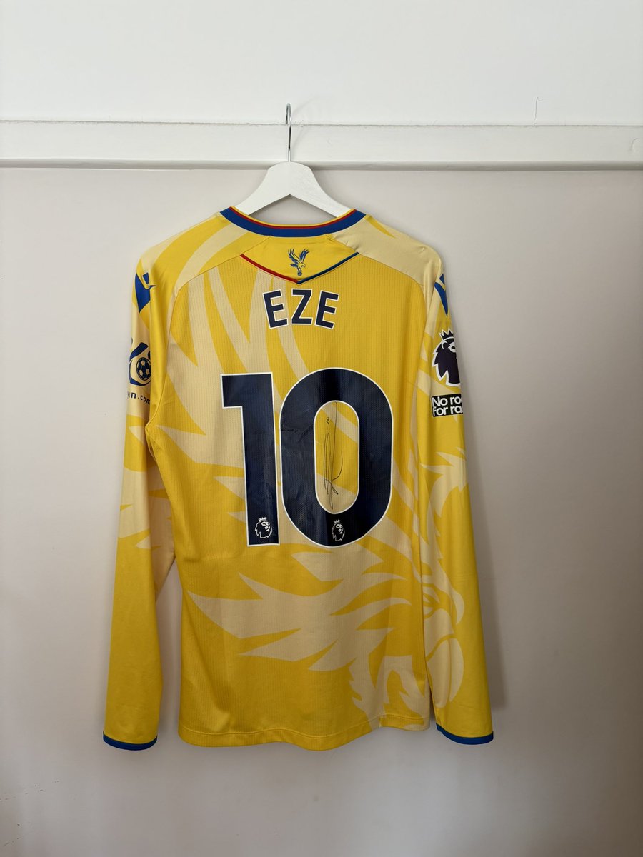 jamesmbyrne's tweet photo. It’s the main mans birthday so here’s his #matchworn shirt from our memorable FA Cup win away at Fulham, and a #matchissue shirt from his return at Old Trafford, another famous victory earlier this season 🦅 #CPFC https://t.co/GvaeGjJDZe