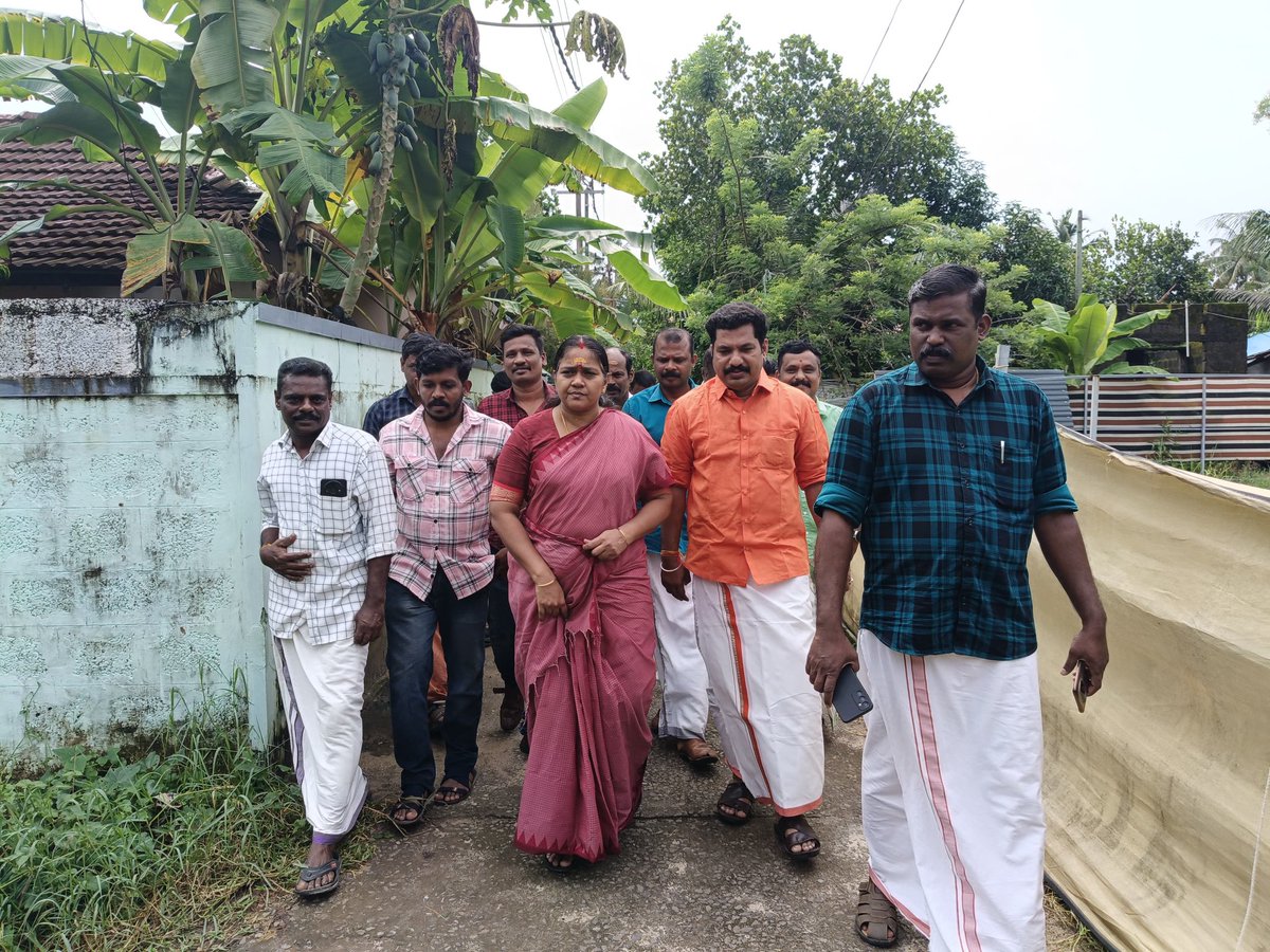 Sobha Surendran (@sobhabjp) on Twitter photo เดเดฒเดชเตเดชเตเดด เดเดฟเดฒเตเดฒเดฏเดฟเดฒเต เดชเตเดจเตเดจเดชเตเดฐ เดตเดเดเตเดเต เดเตเดฐเดพเดฎ เดชเดเตเดเดพเดฏเดคเตเดคเดฟเดฒเต 12-เดเด เดตเดพเตผเดกเดฟเตฝ, เดฎเดคเตเดธเตเดฏเดฌเดจเตเดงเดจเดคเตเดคเดฟเดจเต เดชเตเดฏเดฟ เดฎเดฐเดฃเดชเตเดชเตเดเตเด เดจเดฎเตเดฎเตเดเต เดธเดนเตเดฆเดฐเตป เดเดพเดฃเดฟเดฏเดฟเตฝ เดตเตเดเตเดเดฟเตฝ เดฑเตเดเตเดเดฟเดฏเตเดเต เดตเตเดเตเดเดฟเตฝ... เดเดฒเดชเตเดชเตเดด เดเดฟเดฒเตเดฒเดฏเดฟเดฒเต เดชเตเดจเตเดจเดชเตเดฐ เดตเดเดเตเดเต เดเตเดฐเดพเดฎ เดชเดเตเดเดพเดฏเดคเตเดคเดฟเดฒเต 12-เดเด เดตเดพเตผเดกเดฟเตฝ, เดฎเดคเตเดธเตเดฏเดฌเดจเตเดงเดจเดคเตเดคเดฟเดจเต เดชเตเดฏเดฟ เดฎเดฐเดฃเดชเตเดชเตเดเตเด เดจเดฎเตเดฎเตเดเต เดธเดนเตเดฆเดฐเตป เดเดพเดฃเดฟเดฏเดฟเตฝ เดตเตเดเตเดเดฟเตฝ เดฑเตเดเตเดเดฟเดฏเตเดเต เดตเตเดเตเดเดฟเตฝ...