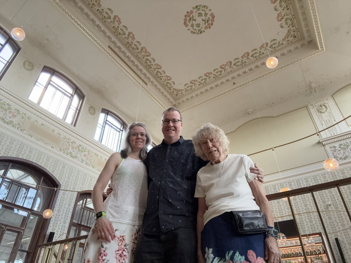 Lucy Needham 🎶 tweet media