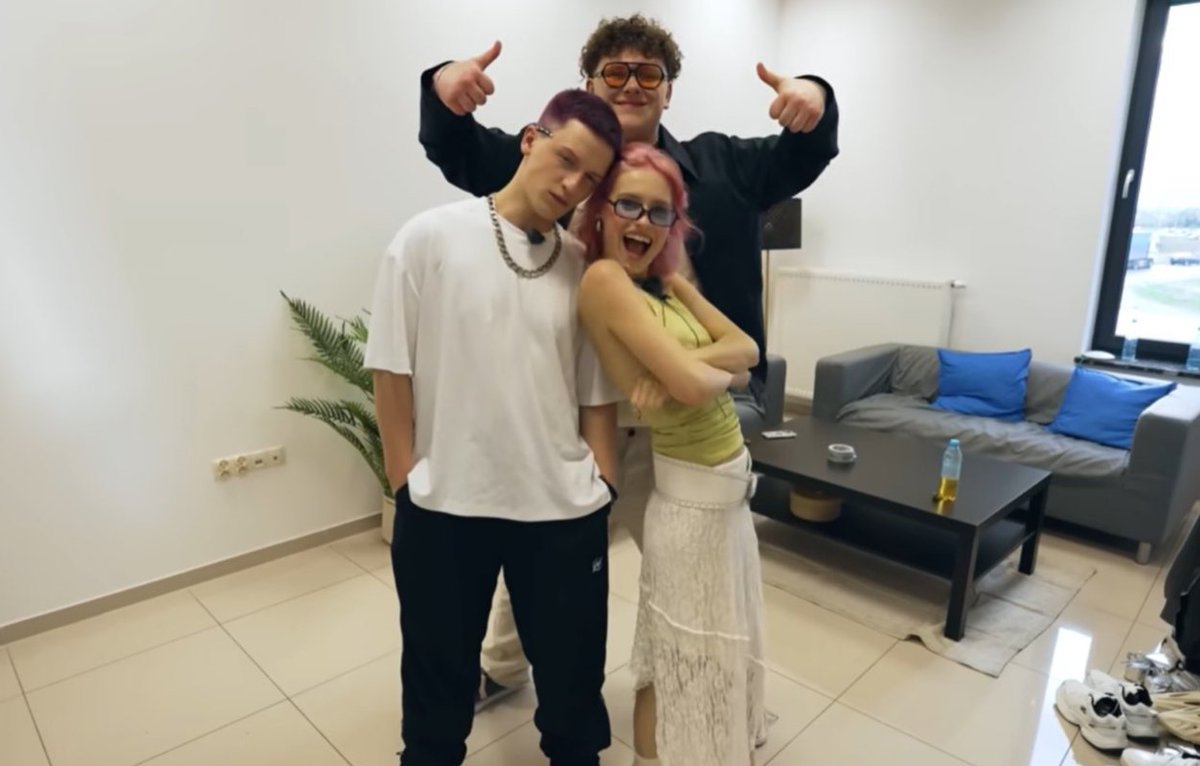 mxxxzvq's tweet image. tak powinien wyglądać finał. #t5m3