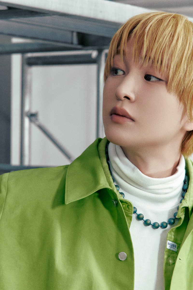 ONEW_GRIFFIN's tweet photo. 온유 ONEW 2ND ALBUM [PERCENT] 

Concept Photo 
'99%'

2025.07.15 6PM (KST)

#온유 #ONEW
#PERCENT #ONEW_PERCENT
#퍼센트 #온유_퍼센트 #온유퍼센트 https://t.co/I8aiZ2aovx