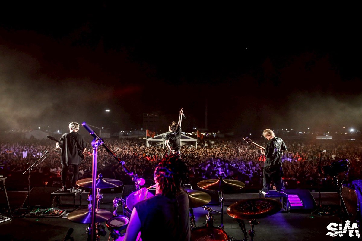 SiM_Official's tweet photo. DEAD POP FESTiVAL 2025 DAY2
at 東扇島東公園特設会場

ありがとうございました！

Photo by @kouhey0622

#SiM
#DPF25 https://t.co/b9slY2y4We