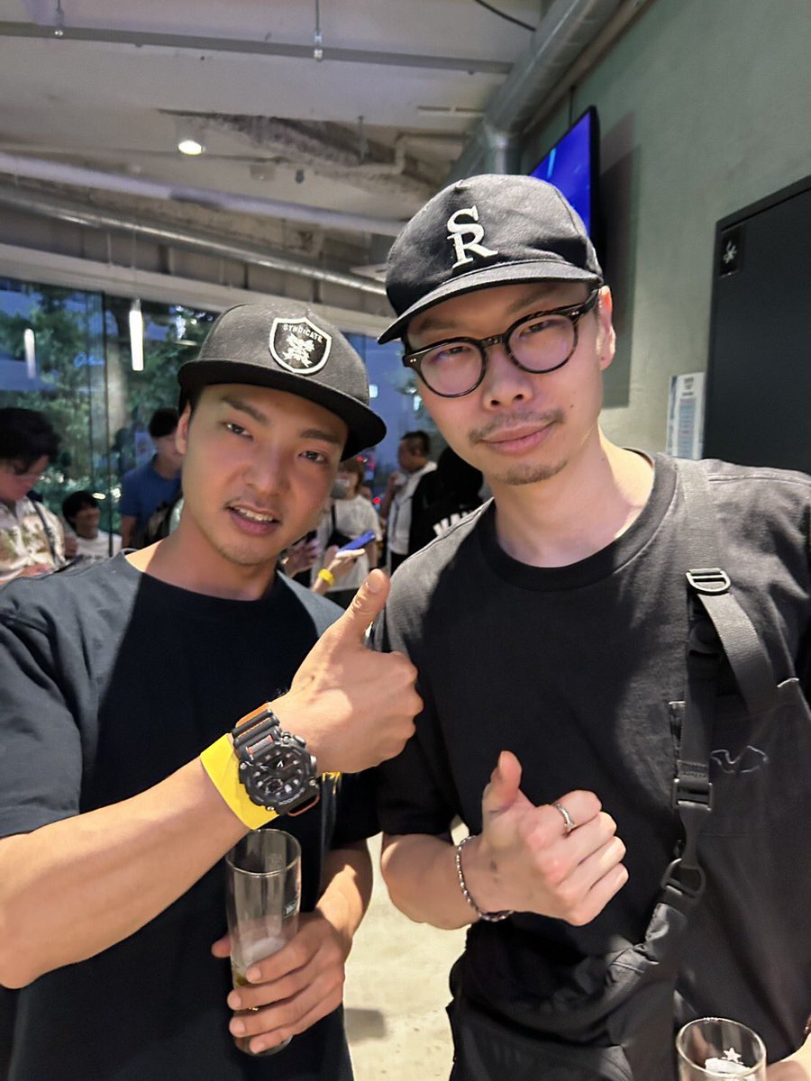 dragonone_045's tweet image. 時を経て呼んでくれた心意気に感謝🔥　
みんな懐かし過ぎて軽く同窓会呼ばれた気持ちでした笑

人に歴史ありって事で🤙
LIVE見て刺さった人はこれを機に。

#WWW2020 ありがとうございました！
Big up , Rapstar Entertainment!