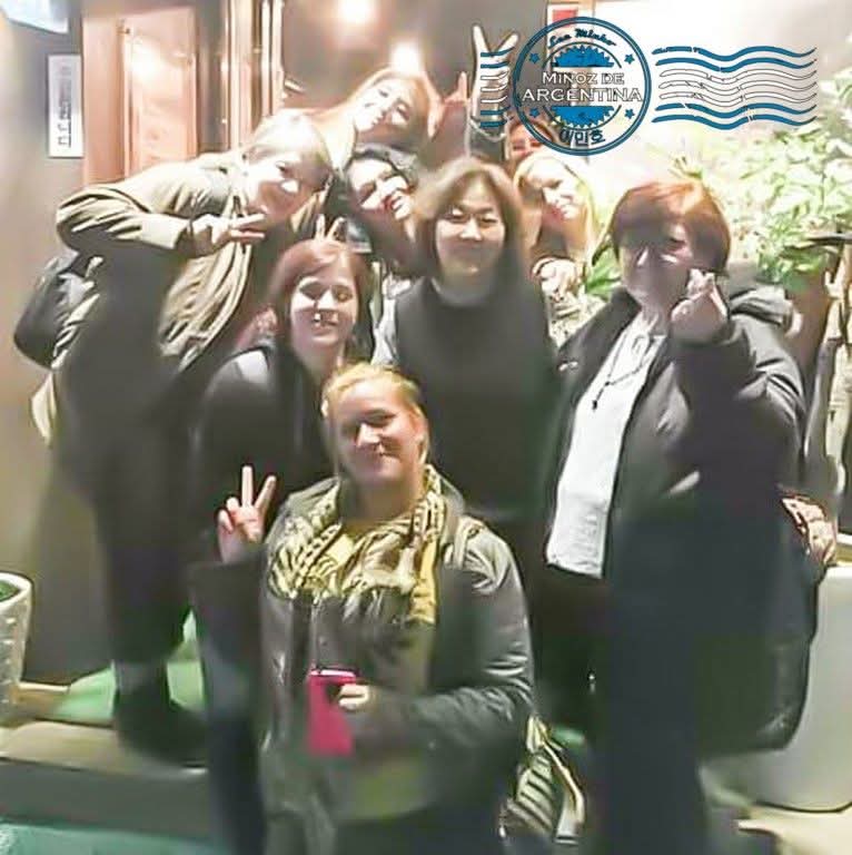 DCoreanos's tweet photo. #COREA2019
visitando restaurante de #parkshinhye
#minshin
#leeminho
#leeminhoargentina
#admingeorgy
#minozdeargentina
#MinozSaborLatino
#20000kmforleeminho
#20Milkm์ํด์ด๋ฏผํธ์ธ๊ตฐ๋ค์๊ฐ
#20MilkmporLeeMinhosegundatemporada https://t.co/yfMQv8GHWU