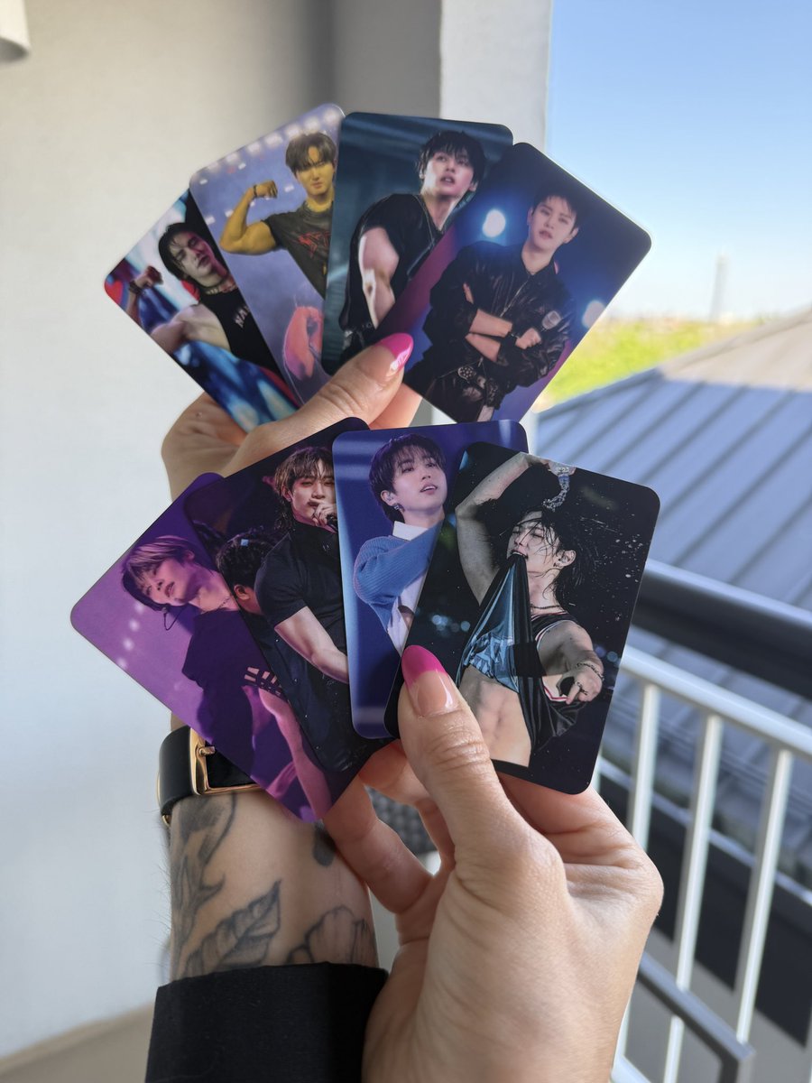daydreamdrip's tweet photo. Toronto Stay! 🩷 my sister and I have some pc’s we made as freebies! We’ll be there all day so if you see us snag one 💕
#dominATE_TORONTO #straykids #stay https://t.co/Cl0xMjy9iP