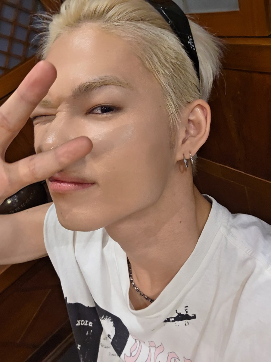 enhypenweverse's tweet photo. [ #니키’s Post ] 250629

#NI_KI: The promotions for our 6th Mini Album came to an end~~
These were very happy promotions in many ways:)
Please show lots of interest to our next comeback too 🔥❤️‍🔥 First, starting with our tour 🚀

@ENHYPEN_members @ENHYPEN #ENHYPEN #엔하이픈 https://t.co/R8KS5Qb2Ek
