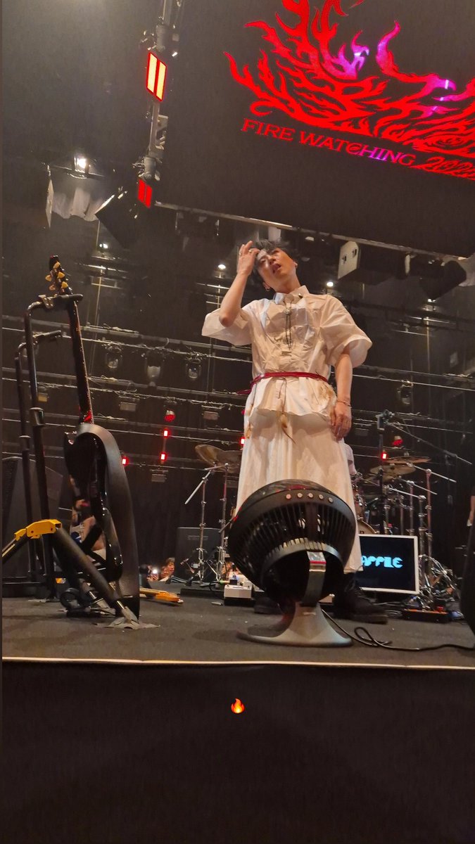 어제자 존잘 윤 보실래요.