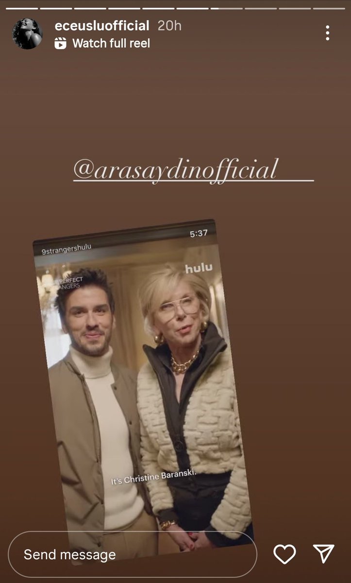 EceUsluAr's tweet photo. من جديد ايجي اوسلو في ستوري حسابها على الانستغرام تدعم اراس ايدن في مسلسله الاجنبي Nine Perfect Strangers ❤️🔥
#SiyahKalp // #EceUslu // #ArasAydin https://t.co/UAdoSheqWP