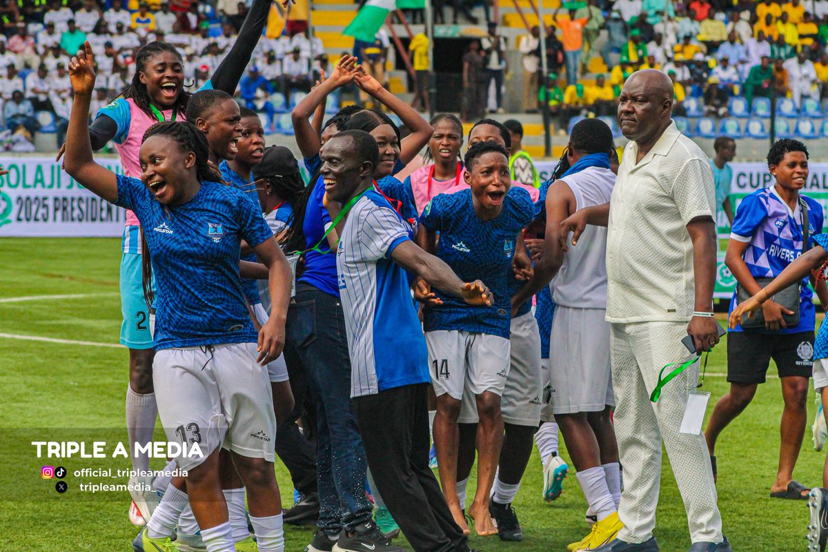 Tripleamedia_'s tweet photo. The ladies congratulating themselves after defeating Nasarawa amazons on penalties.
#presidentialfacupfinal
#femalefinal
#Riversangels https://t.co/EElMm9nyCj