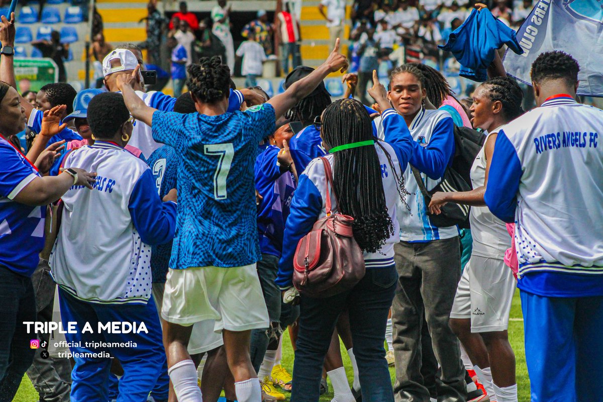 Tripleamedia_'s tweet photo. The ladies congratulating themselves after defeating Nasarawa amazons on penalties.
#presidentialfacupfinal
#femalefinal
#Riversangels https://t.co/EElMm9nyCj