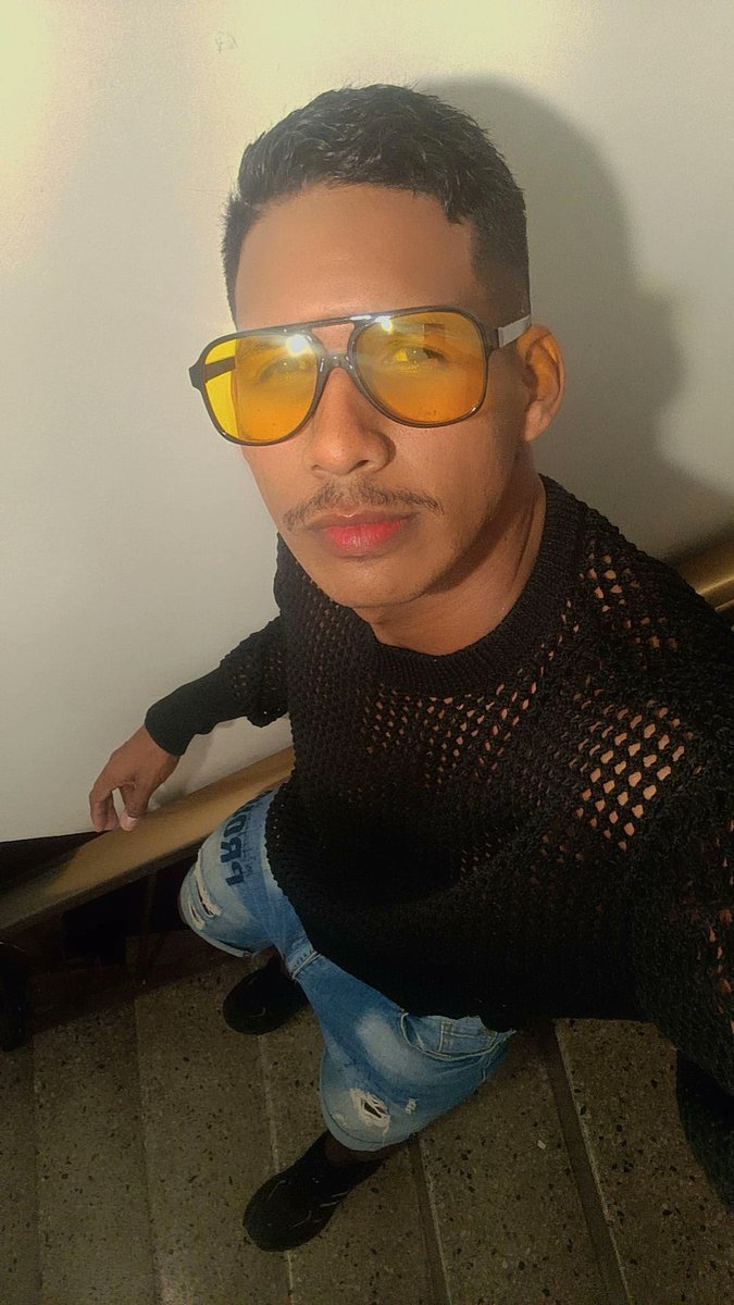 Así de lindo puedes tener un novio, pero a ti te gustan feos 🤣  
Vayan a darle like en Instagram ⏩ <a href="/josebanco27/">Elsa Broso 2.0 👻</a> ✅