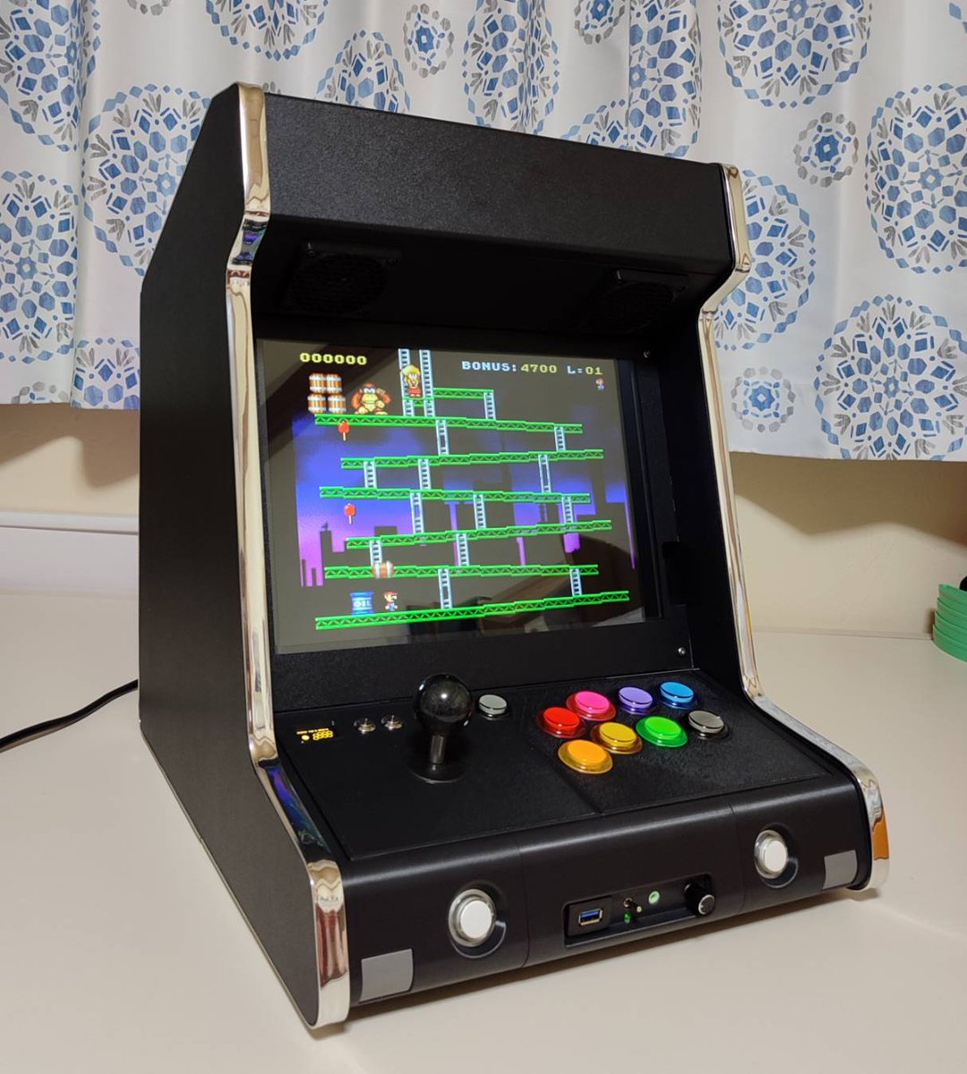 PlasticMikan's tweet image. #arcadecabinet #アーケード筐体
ゲーセンマシンできた。レトロゲームが熱いぜ