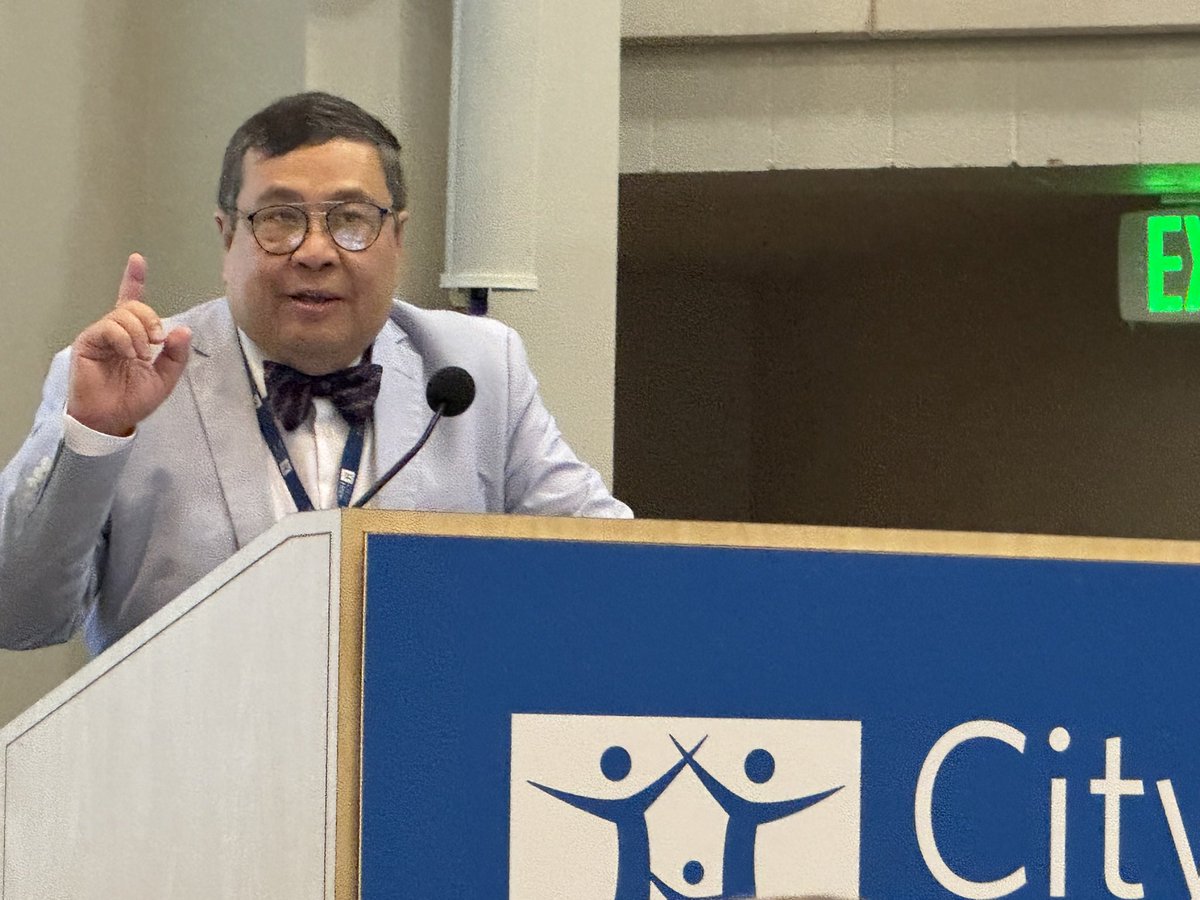 CityofHopeSurg's tweet photo. Special for @CityofHopeSurg to gather in-person last week for the #DepartmentofSurgery Retreat on the Duarte Campus; inspiring words by @CityofHopeSurg Chair @SoCalYuman &amp; @cityofhope CEO Robert Stone. @COH_SurgOnc @COH_GynOncology @CityofHope_GU @CityofHopeChi @cityofhopeoc 1/2 https://t.co/ZZO4mEC7iD