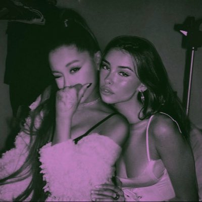 sluttyarigrande's tweet photo. #NewProfilePic https://t.co/tcpfVDCj0F