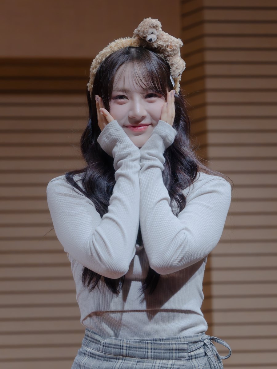 _cheaha_'s tweet photo. 250606 muvve 팬싸
#피프티피프티 #FIFTYFIFTY #하나 #HANA https://t.co/9JPiSRxbCs