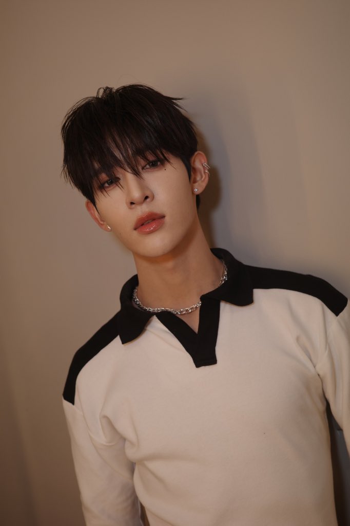 321999x's tweet photo. No.21 @Jamessu_w  น้องเจ๋มเด็กซ์ค้าบ

#JamesSu #JAMESSU_DEXX 
#auhaeemakeup https://t.co/2fg4TA6NVf