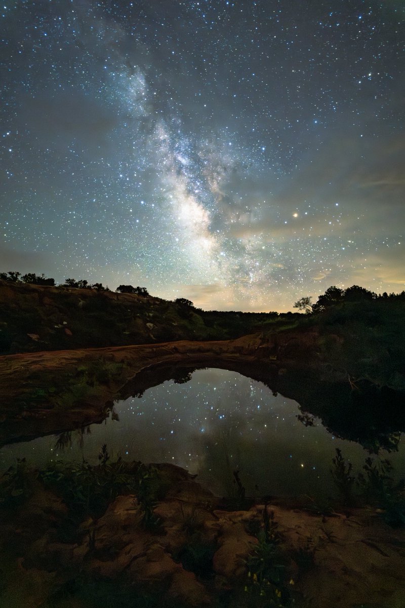 After seeing all the videos and pictures of the insane tornadoes yesterday in SD, I decided to try and make myself feel better after not being there and got this milky way photo at our family ranch near Turkey Tx.. #texas #milkyway