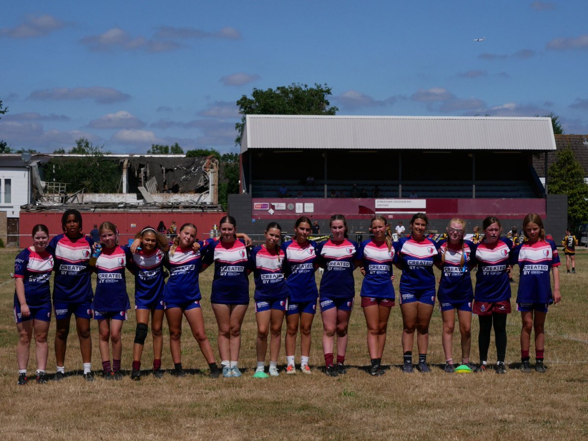 What a team 💙🩷

Our girls tore up at the Futures Tournament hosted by @brixtonbullsrugbyleague and had a great morning. 

Our players had a great time and managed to get all their games completed before the real heat set in. 

#nothinglikeleague