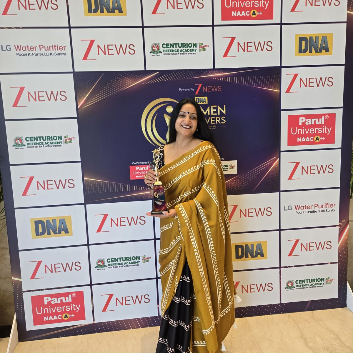 iamvershaverma's tweet image. Dear Zee News Team,
I am deeply honored and humbled to be recognized for the Humanitarian of the year Award. I would like to express my heartfelt gratitude to Zee News for acknowledging my efforts. This recognition motivates me to continue working towards making a positive…