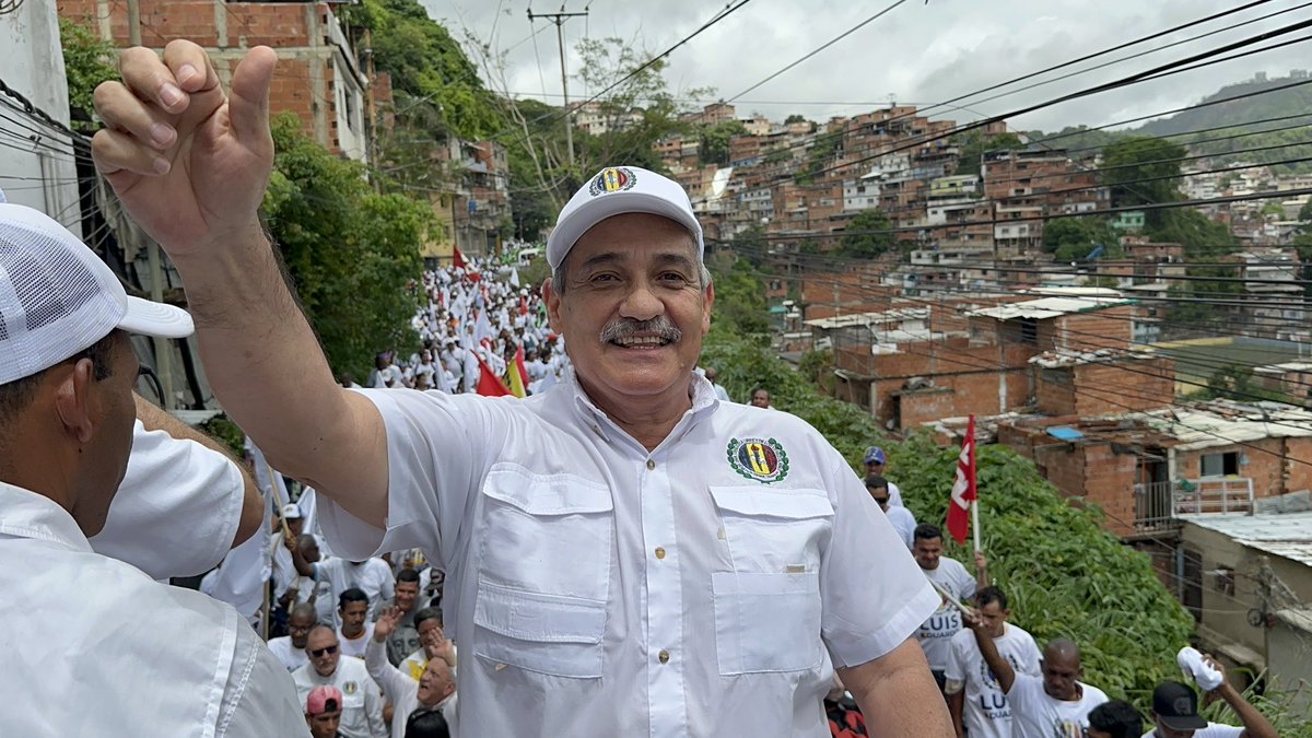 A 1 año de la partida física de nuestro compañero Nixon Maniglia, quien fue Secretario Nacional de Organización de #AcciónDemocrática, recordamos su memoria y continuamos su legado de unidad y lucha por el fortalecimiento del partido y una Venezuela próspera. ¡Paz a tu alma!🙏🏻🏳️