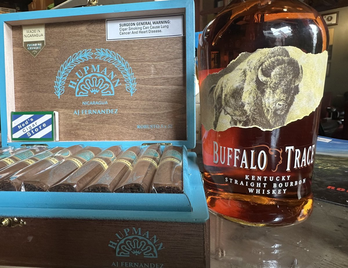 mpa167's tweet photo. Bourbon Week…..@NedsCigars https://t.co/OUyFXLMNml