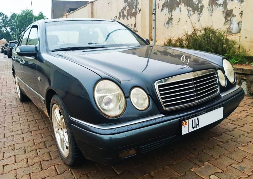DriveNowUg's tweet photo. Some of you complain when you say that "I will be coming" then find out that the car has already been taken/sold, it's because seriousness is showing up not talking or promising. Now to clients with #AverageBudgets, time to own your digital Number plates NOW.
Costs: #Ugx17m https://t.co/76plVs3O3d