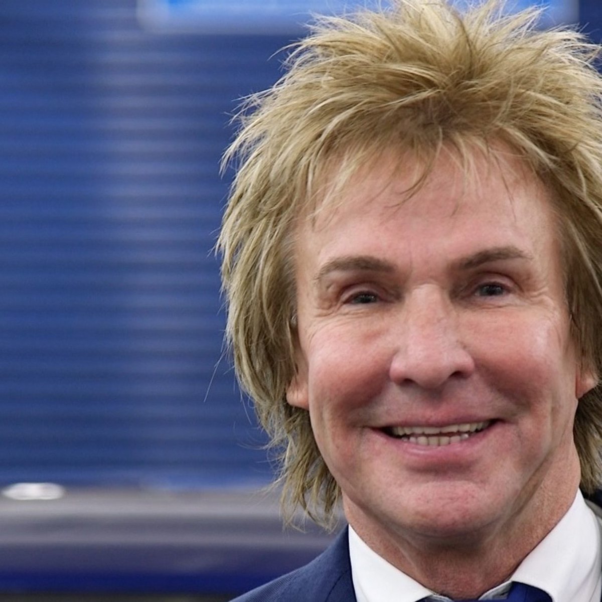 Wow this is like watching a rather poor Ron Steward tribute act. #RodStewart #Glastonbury2025 #Glastonbury #GlastonburyFestival