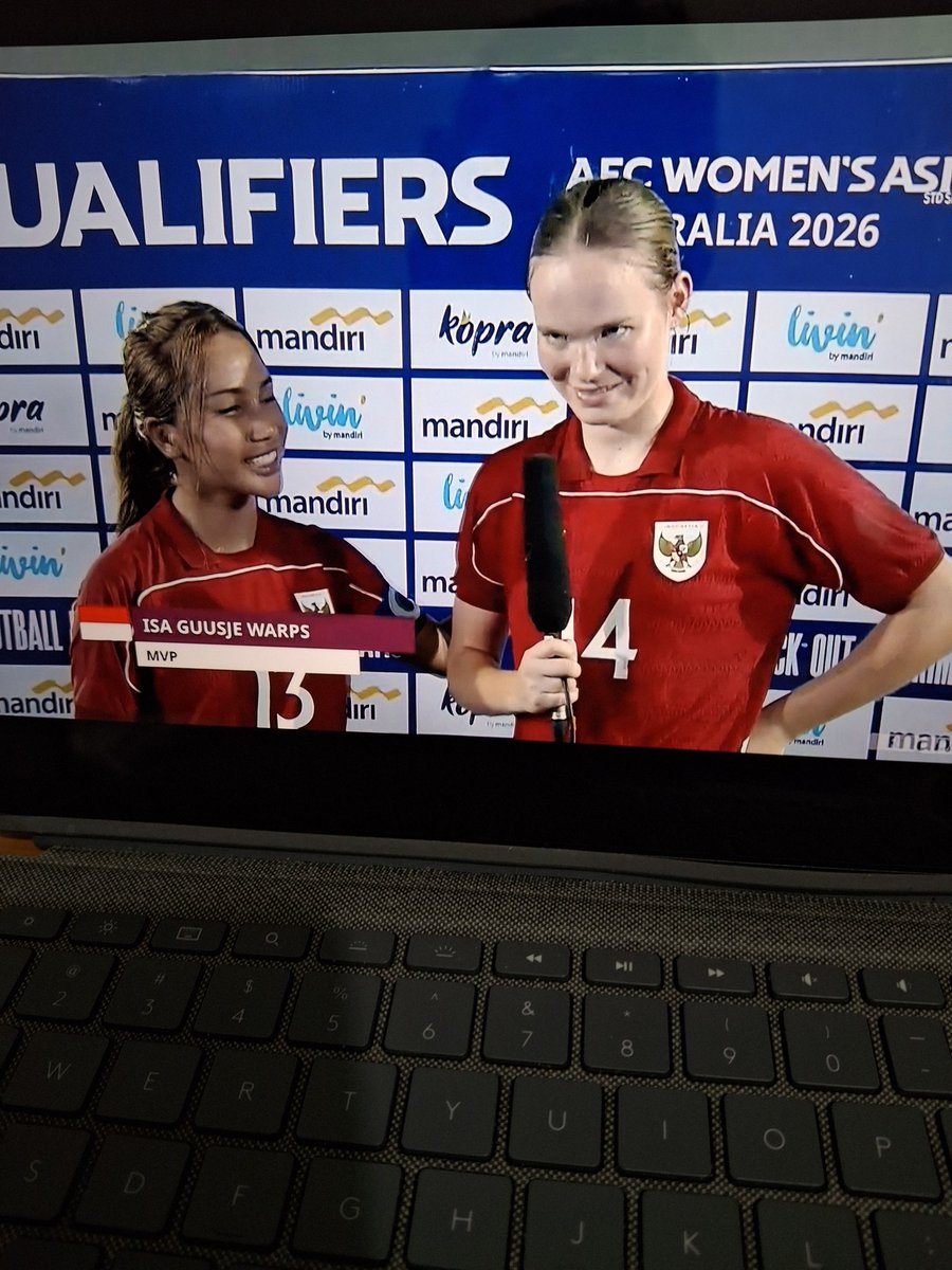 Women's Footie ID tweet media