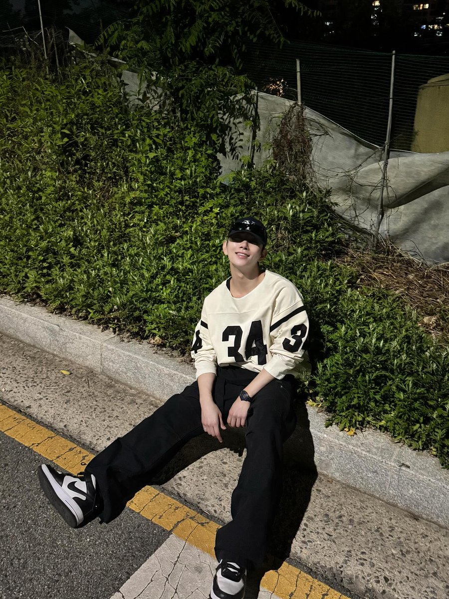 MintHong_'s tweet photo. 슈아 보면서 잘 살고있습니다 https://t.co/K47Ek6hphD