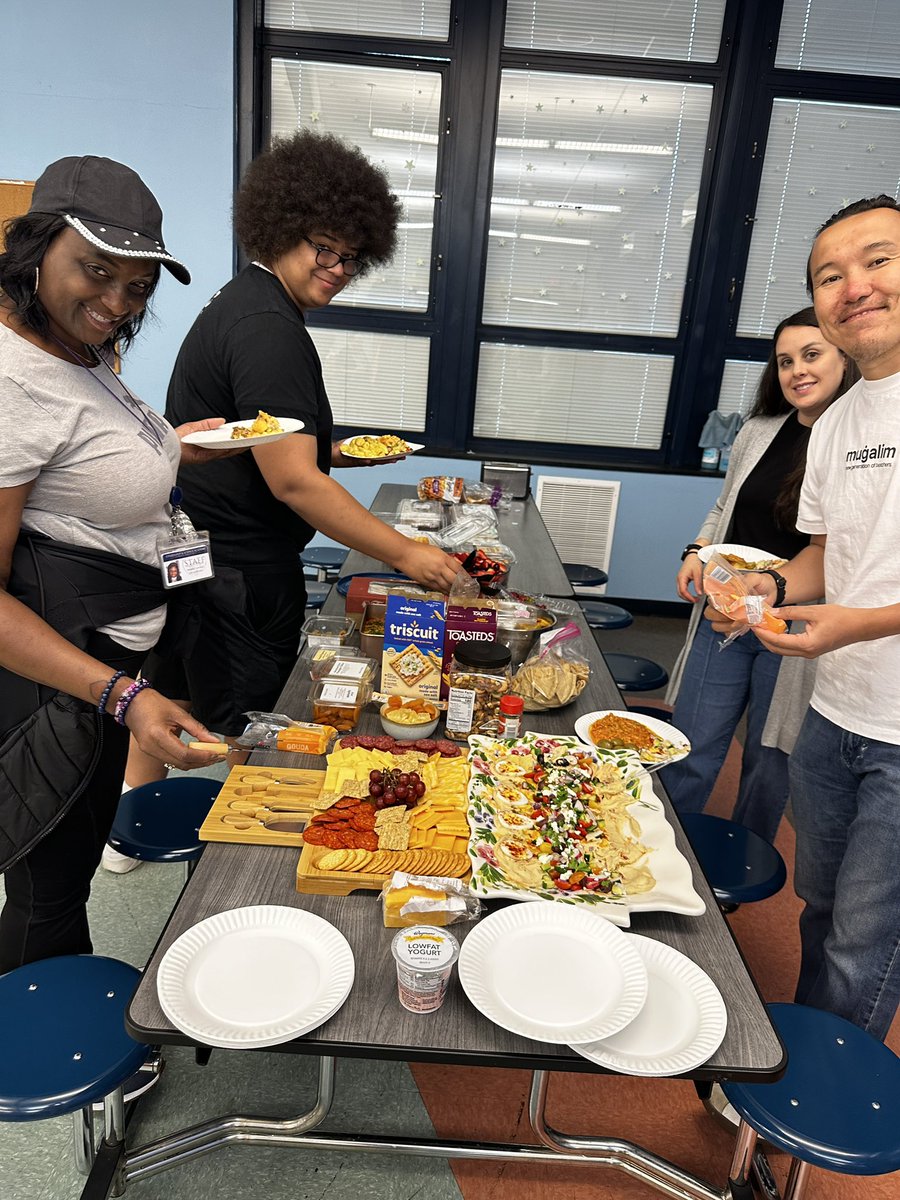 MrDuman10's tweet photo. A great way to conclude the year @csasyracuse with potluck breakfast with staff.
@CharterEmpire @nycharterassoc https://t.co/MLHrB7L3qd