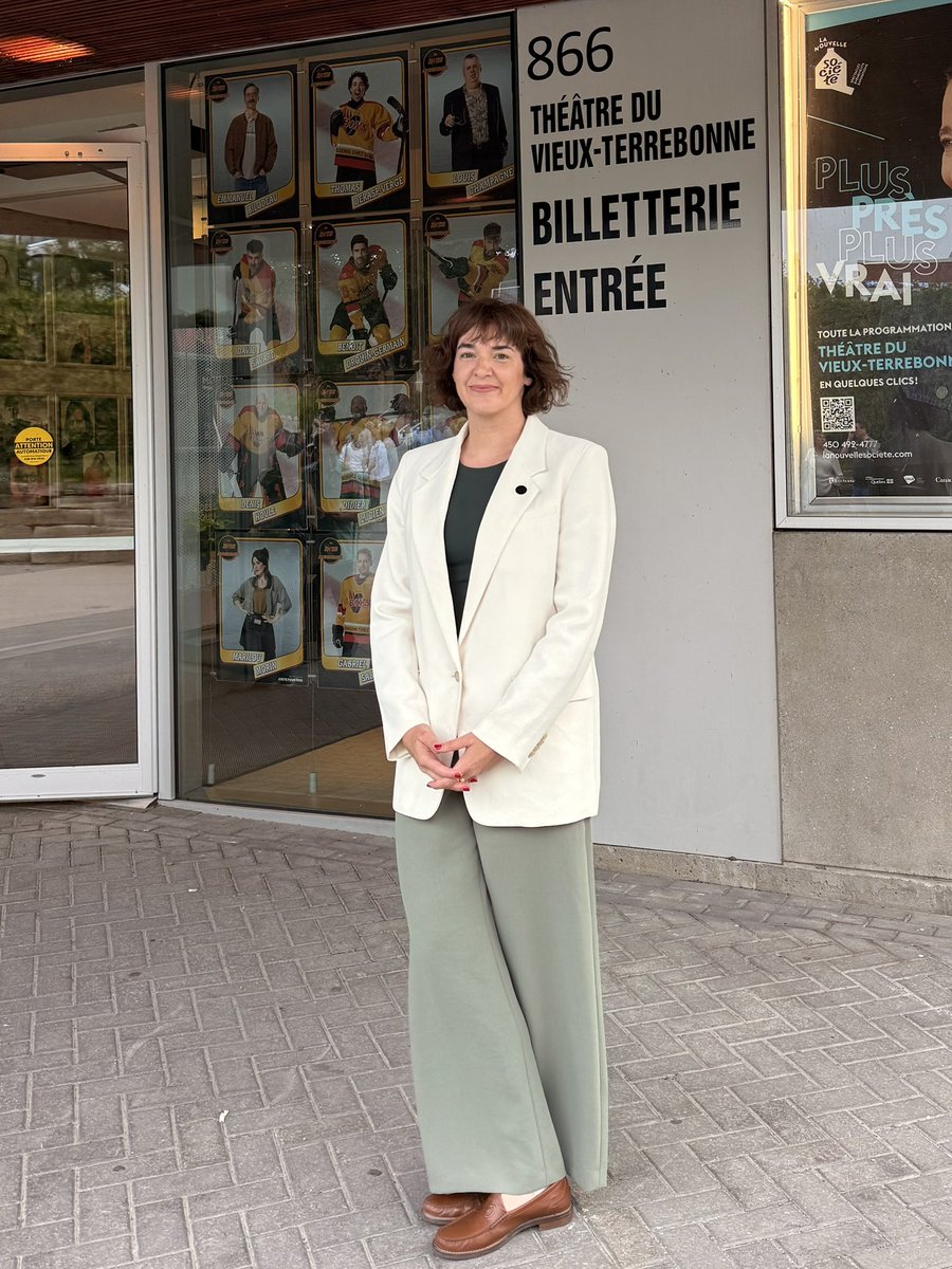 cathgentilcore's tweet image. Hier soir je suis allée au Théâtre du Vieux-Terrebonne pour voir Les Boys, le spectacle, à l’affiche tout l’été dans notre belle ville. Quelle formidable soirée! L’adaptation est réussie, on retrouve les personnages qu’on aime tant et les répliques cultes du film. Aussi, la place…
