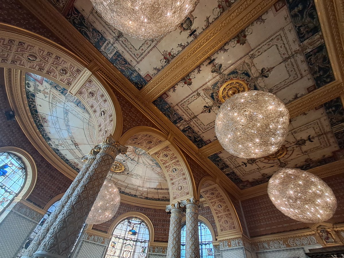 Di (Yee) - Currently away tweet media