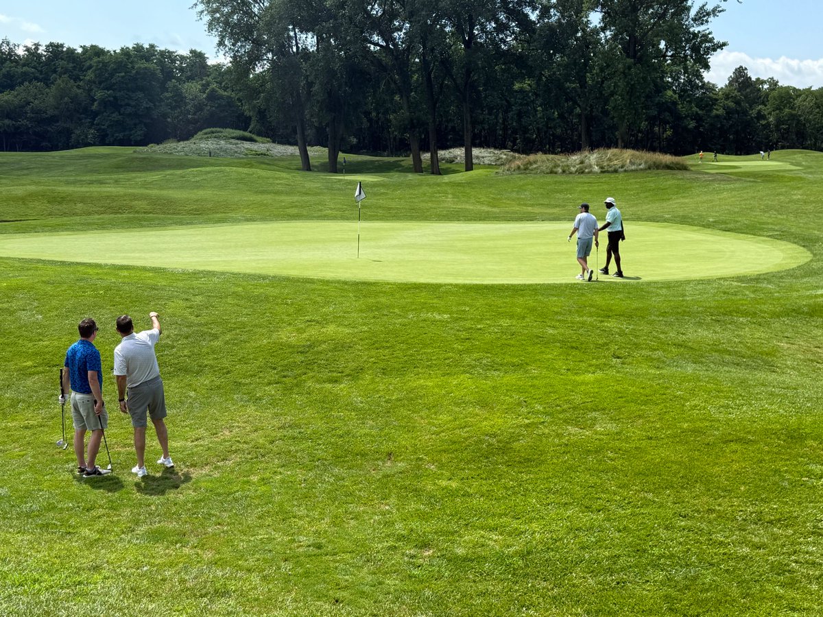 At Fritz vs DeCamara hole #1