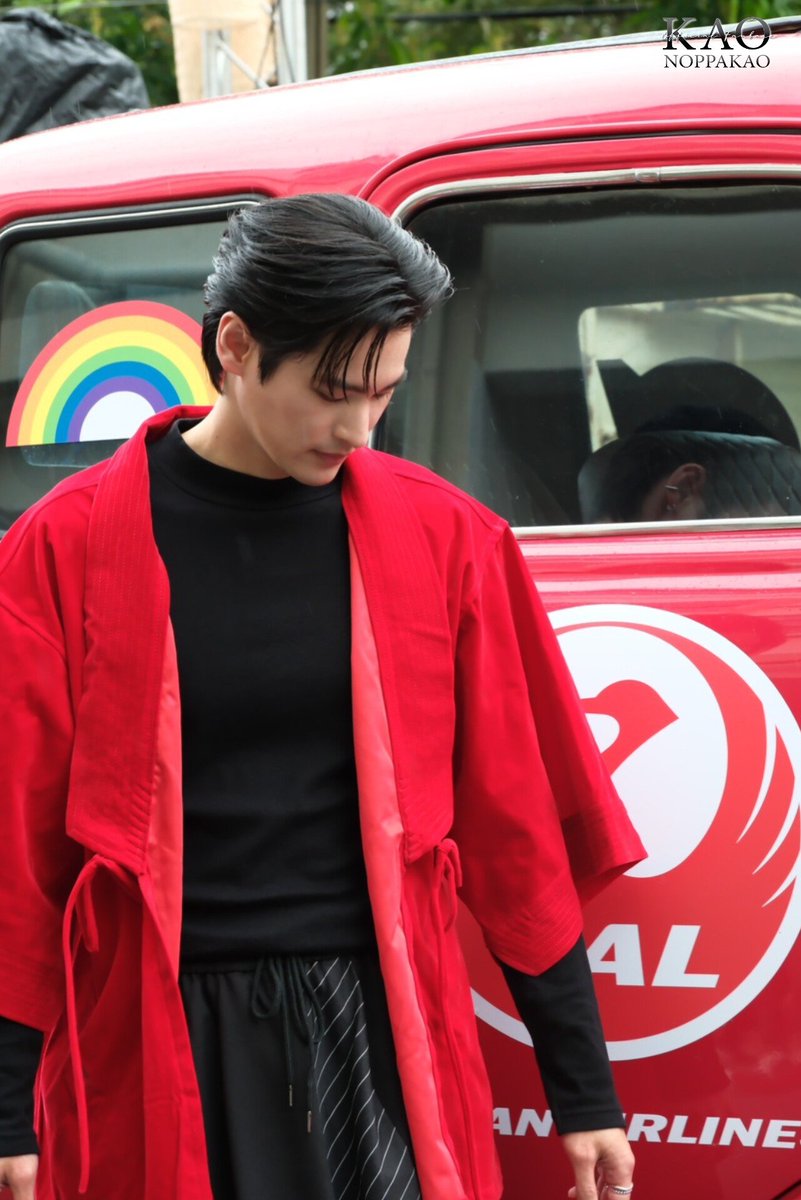 มุมหล่อพิฆาตใจสาวๆ✨️

PRIDE PARADE JAL WITH KAO

#KAOxPrideMonthJAL
#LOVEPRIDEPARADEBKK2025 
#EMDISTRICT  #JapanAirlines 
#number_9th #งุ้งงิ้งๆของนพเก้า