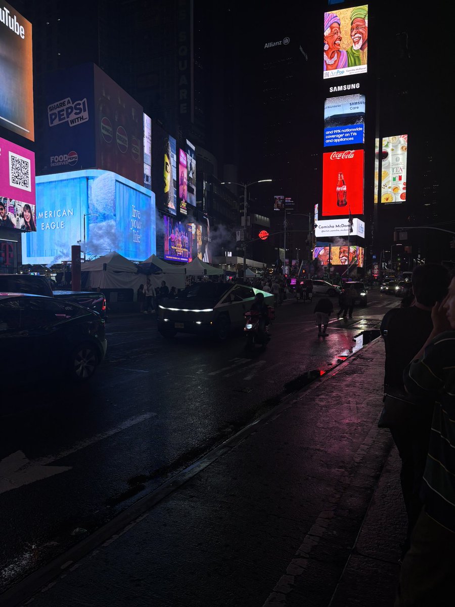 Dame🧟 tweet media