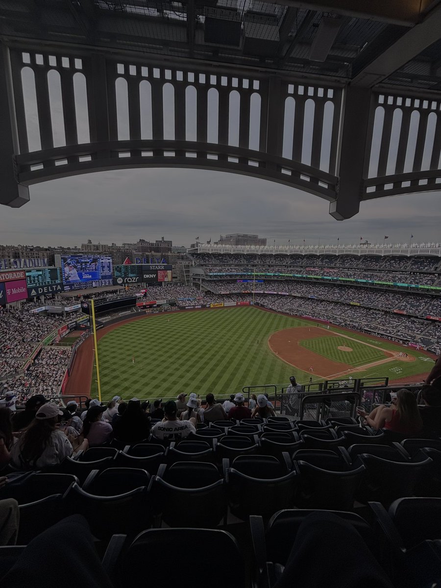 Dame🧟 tweet media