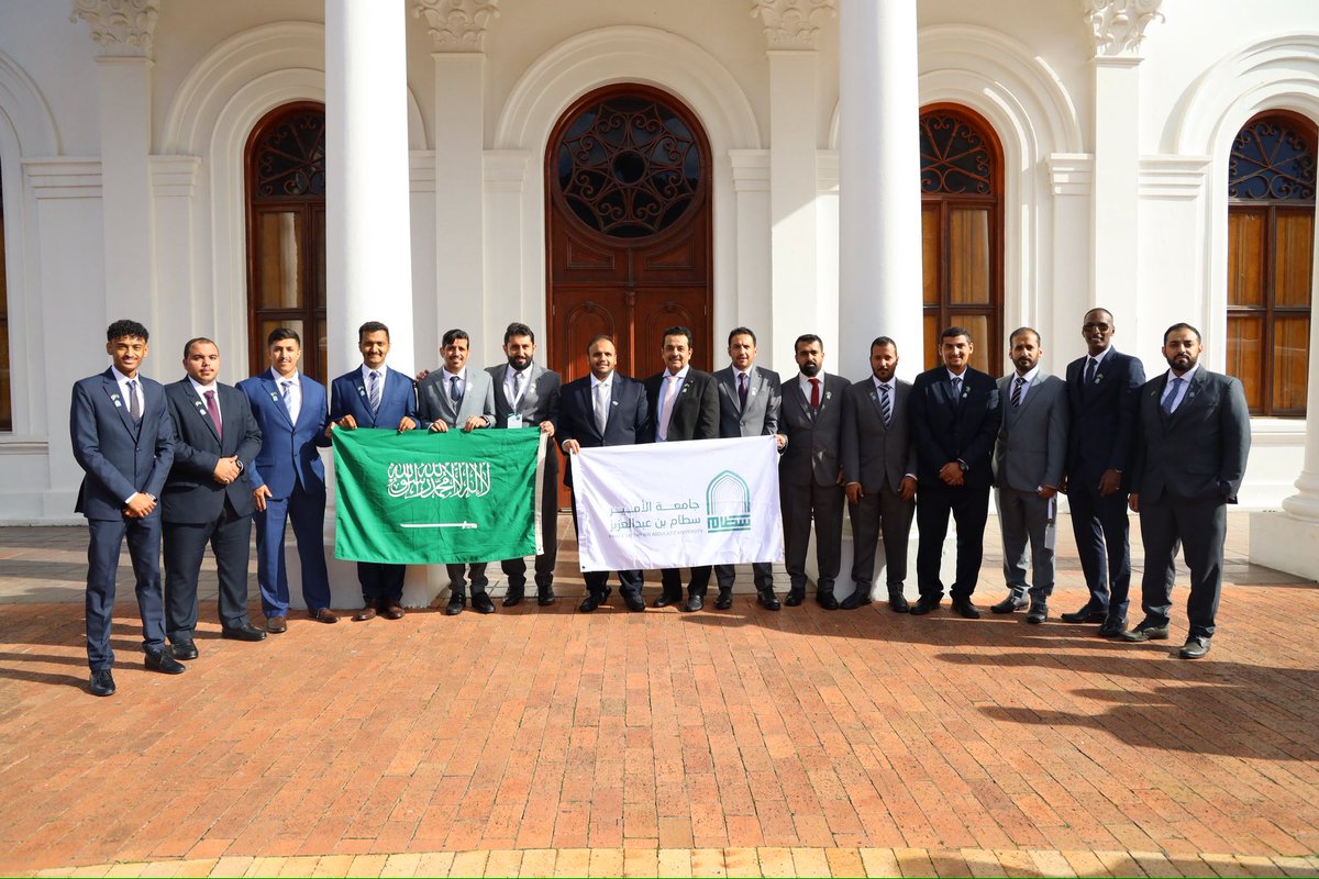 عبدالله آل شملان tweet media