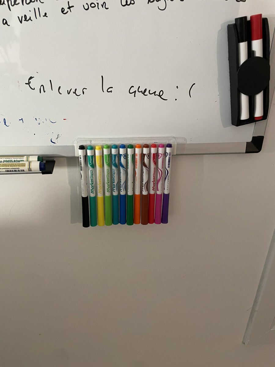nishimire's tweet image. Je suis pas sûr que la gravité apprécie trop ce que je suis en train de lui faire