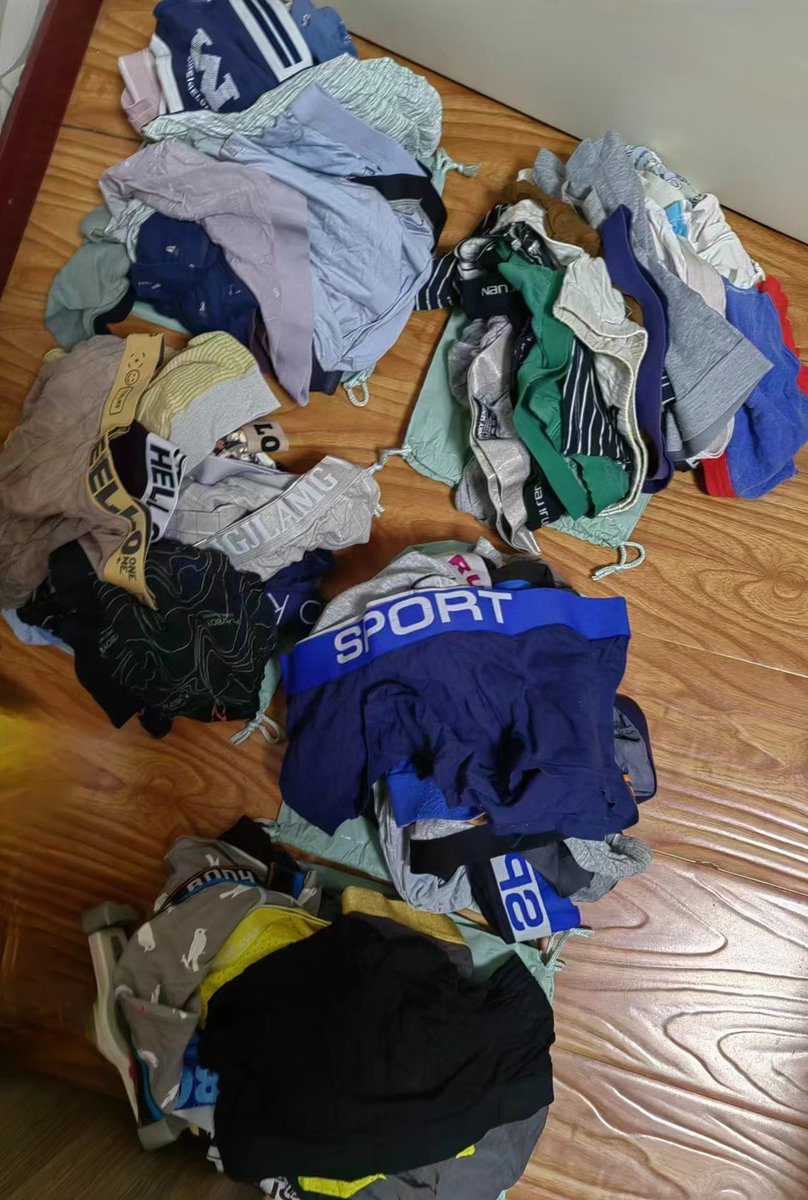 内裤控 tweet media