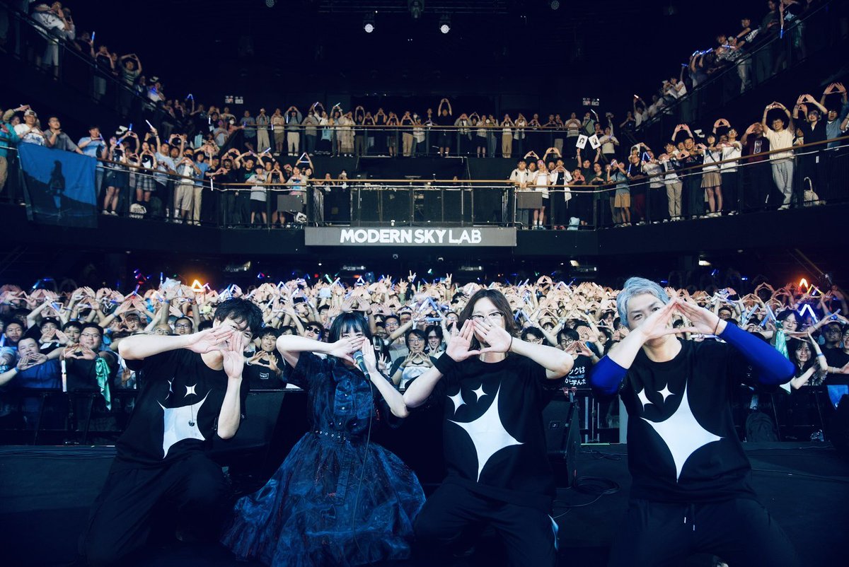 HAG_official's tweet image. H△G に会いに来てくれた皆さん、
遠くから応援してくれていた皆さん、
支えてくれたスタッフの皆さん、
本当にありがとうございました ‼︎

#HΔG #アジアツアー青 #上海公演