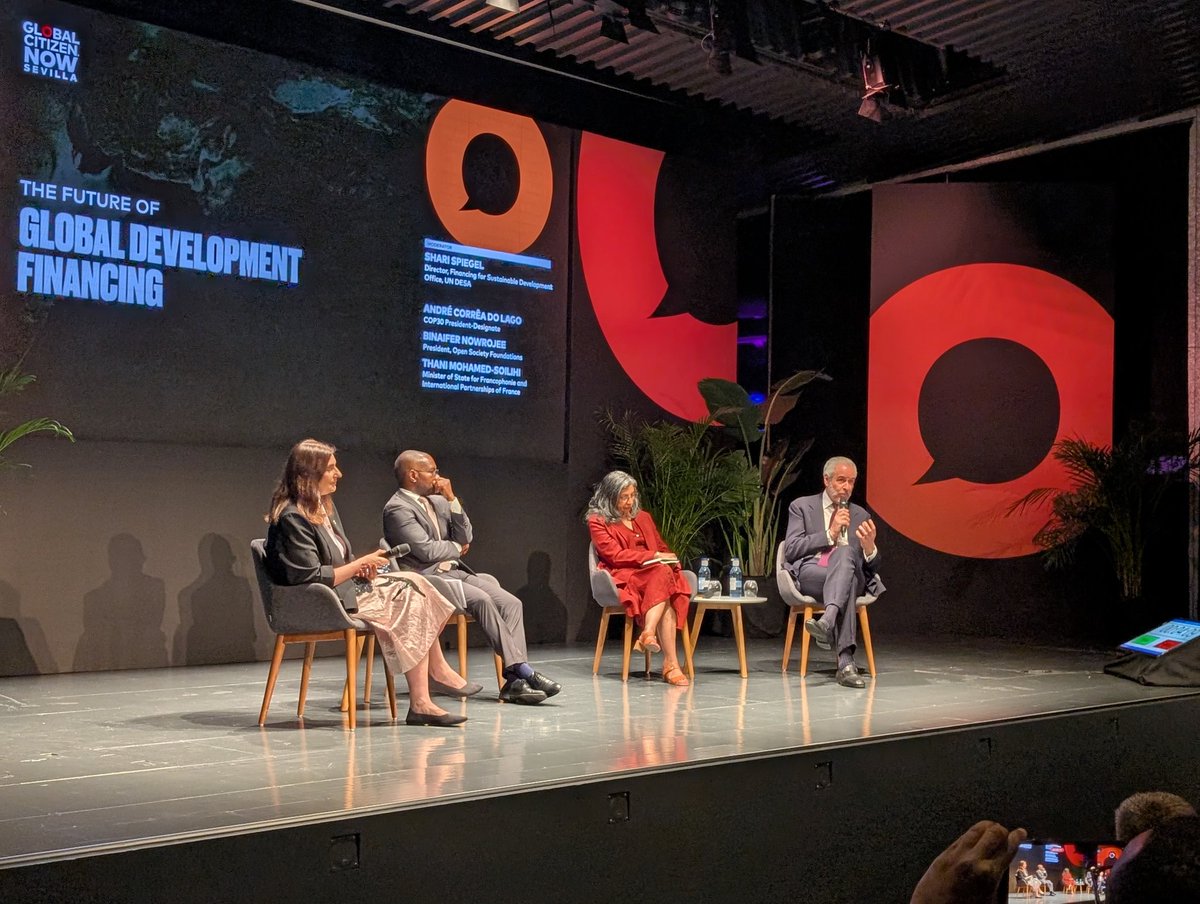 At #GlobalCitizen Shari Spiegel, Director FSDO of <a href="/UNDESA/">UN DESA</a> moderates discussion unpacking the strategic importance of this historic moment in #FFD4Sevilla to restore trust and renew hope in the benefits of multilateral action against commitments.