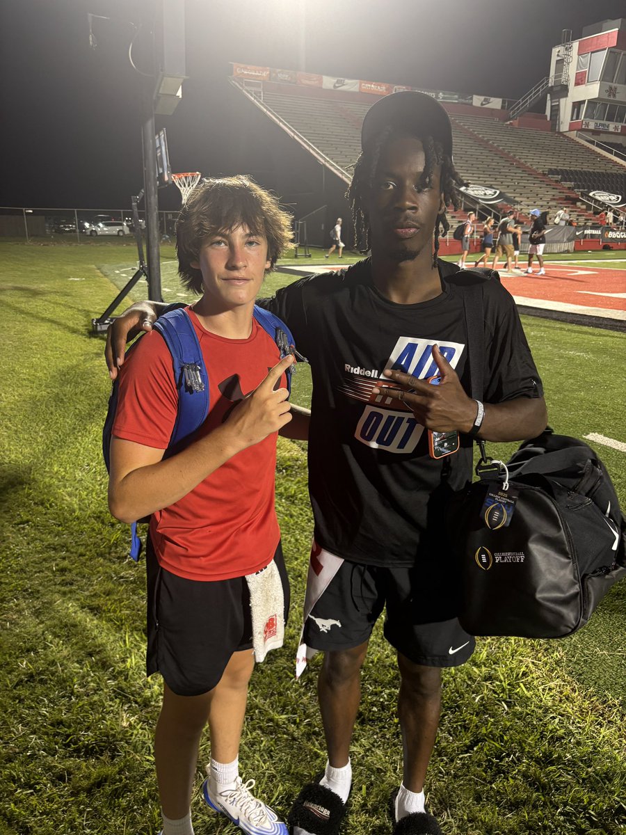 Luke McLeod (@lukem_qb1) on Twitter photo Thank you <a href="/SMU_fbfan/">KEVIN JENNINGS HEISMAN 🫢🫳🏼</a> for taking the time to take a photo at The Manning Passing Academy Thank you <a href="/SMU_fbfan/">KEVIN JENNINGS HEISMAN 🫢🫳🏼</a> for taking the time to take a photo at The Manning Passing Academy