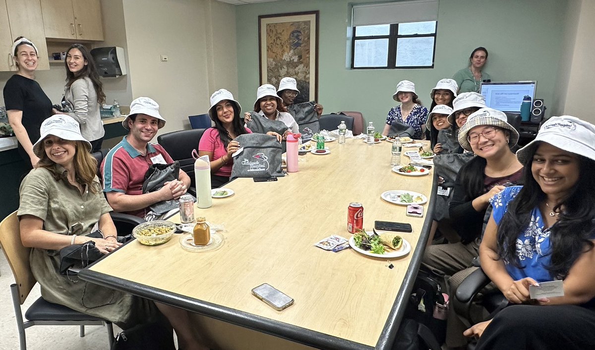 cabanam's tweet photo. More pictures from our new intern #PrimaryCare orientation at the Children’s Hosp at Montefiore (#CHAM) last week! @MontefiorePeds @SuzettePediMD @DrFerdowsi @njlightfoot @yayayarndiva @NYSAAPCH2 @NYSAAPCH3 @TheGlennFlores @BGoilav @ChildrenNeedUs_ #Bronx #CHAMily @whatdrfeinsaid https://t.co/hiwdD1Hqyz