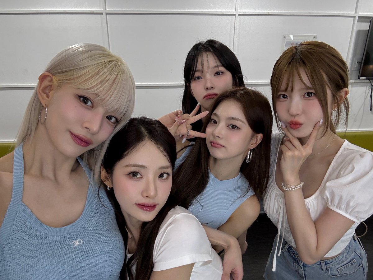 fromis_9 [프로미스나인] tweet media