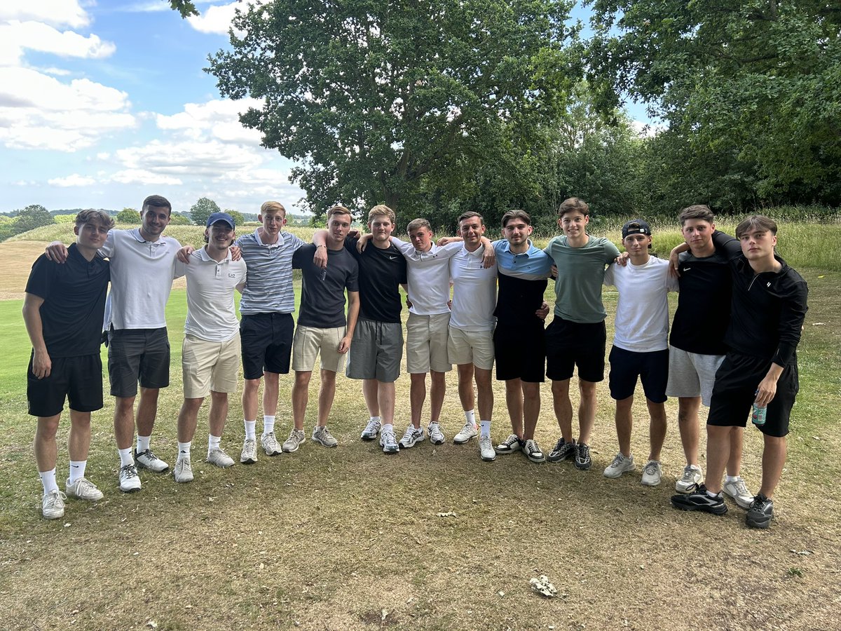 Fair few balls lost today ⛳️
