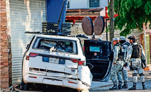¿La estrategia de seguridad que el gobierno federal inició en contra de los cárteles de la droga es pareja? Los datos que se han ofrecido en las mañaneras dicen que no.

Tira del 🧵