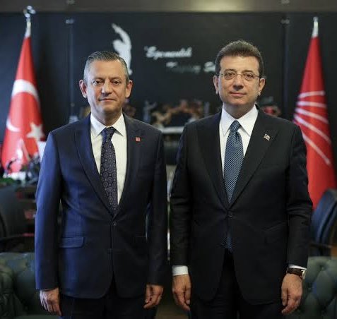 Millet büyüktür
Her şey çok güzel olacak