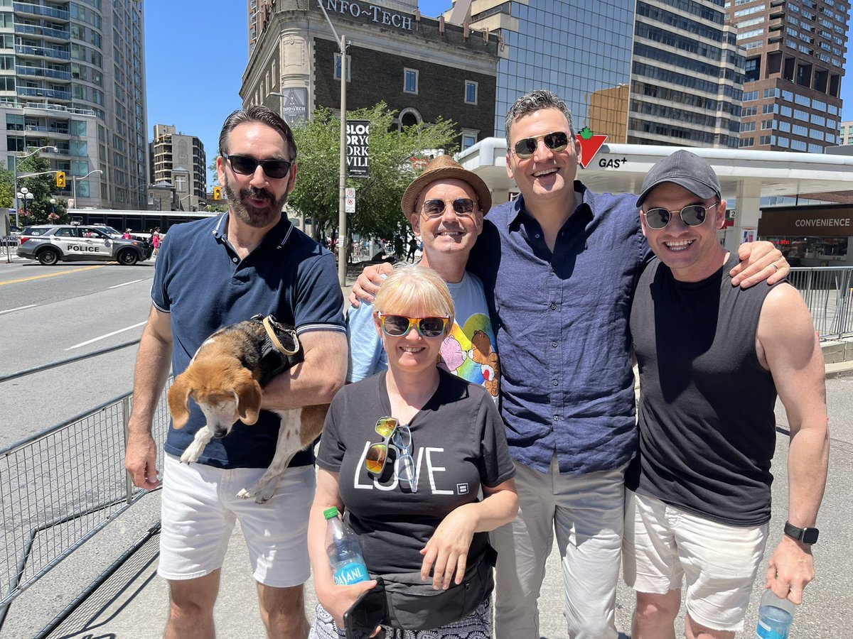 EvanLSolomon's tweet image. What an incredible day at the Toronto Pride Parade! So much joy, love, and energy — proud to stand with our 2SLGBTQ+ community. Let’s keep celebrating who we are, together!
